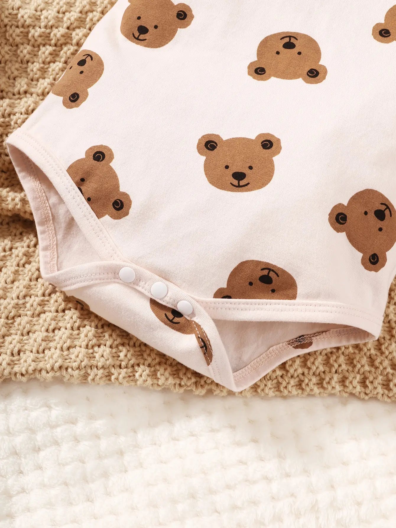 4-Piece Bear Print Baby Outfit Set - Nestling Babies
