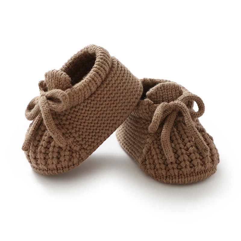 Knitted Newborn Baby Booties – Soft Yarn First Walker Shoes (0–18 Months) - Nestling Babies