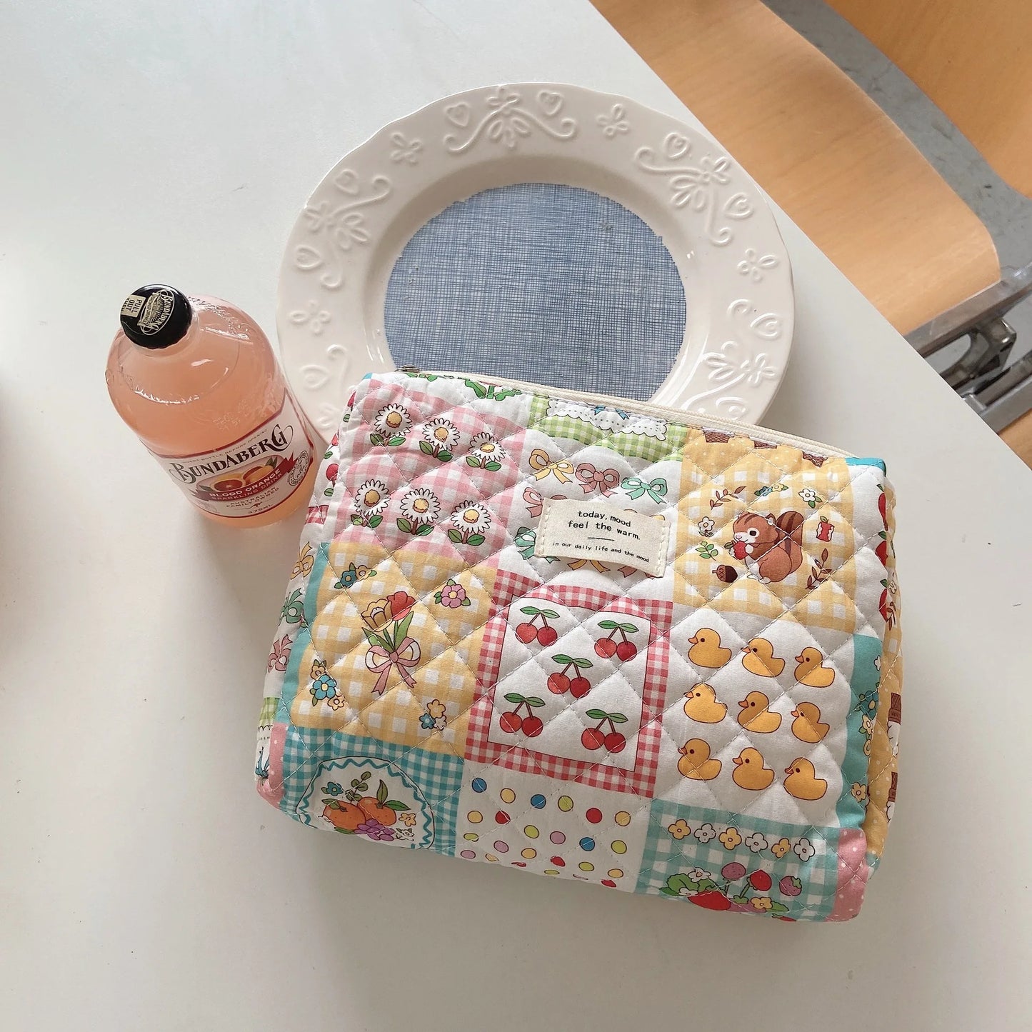 Baby Diaper Bag – Cartoon Print Travel Nappy Organizer with Zipper Closure - Nestling Babies