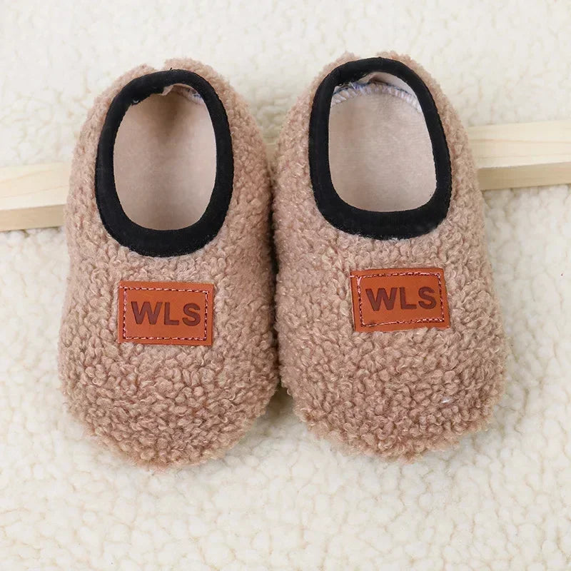 Winter Warm Baby Slippers – Soft Plush Anti-Slip Indoor Shoes for Toddlers (0–4Y) - Nestling Babies