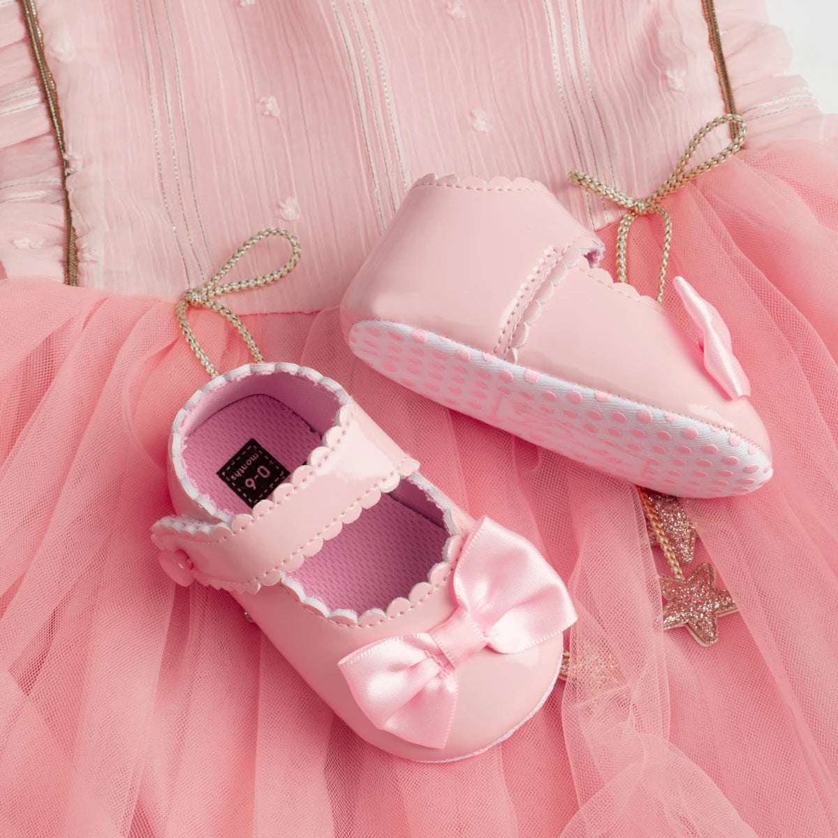 Classic Baby Girl PU Leather Bow Shoes – Princess Crib Flats for Newborns (0–18 Months) - Nestling Babies