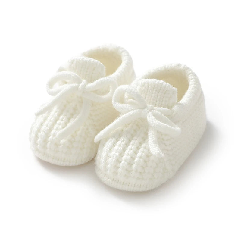 Knitted Newborn Baby Booties – Soft Yarn First Walker Shoes (0–18 Months) - Nestling Babies
