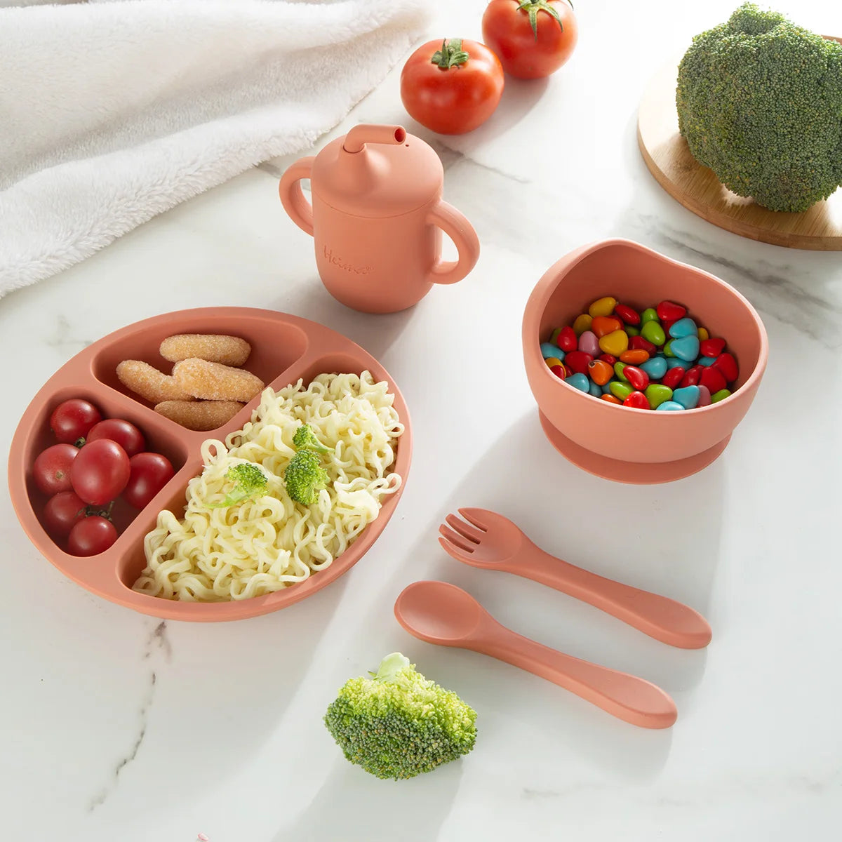 6-Piece Silicone Baby Feeding Set – Suction Plate, Bowl, Cup, Bib & Utensils - Nestling Babies