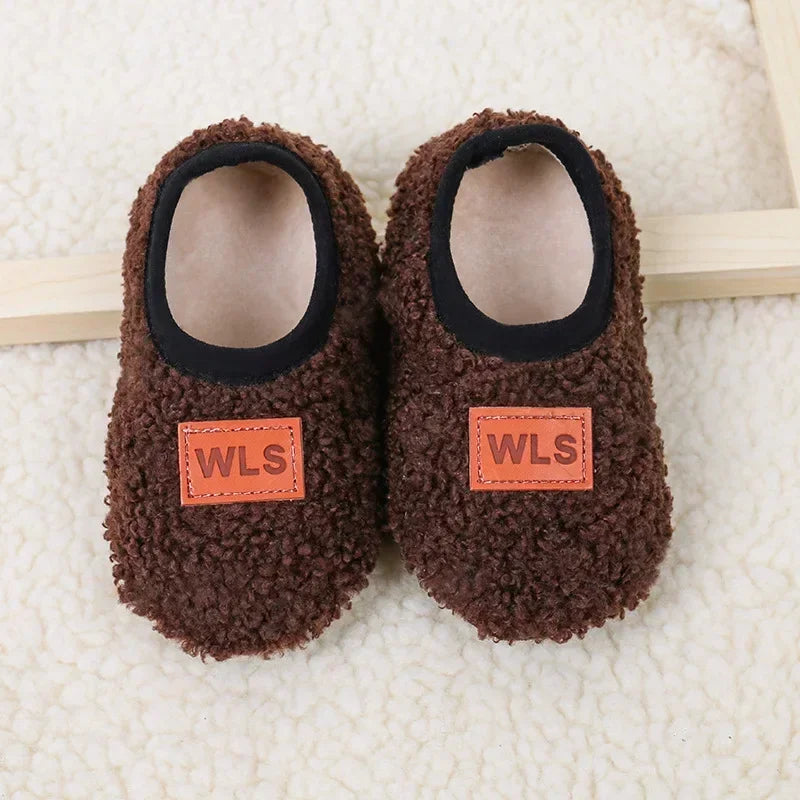 Winter Warm Baby Slippers – Soft Plush Anti-Slip Indoor Shoes for Toddlers (0–4Y) - Nestling Babies