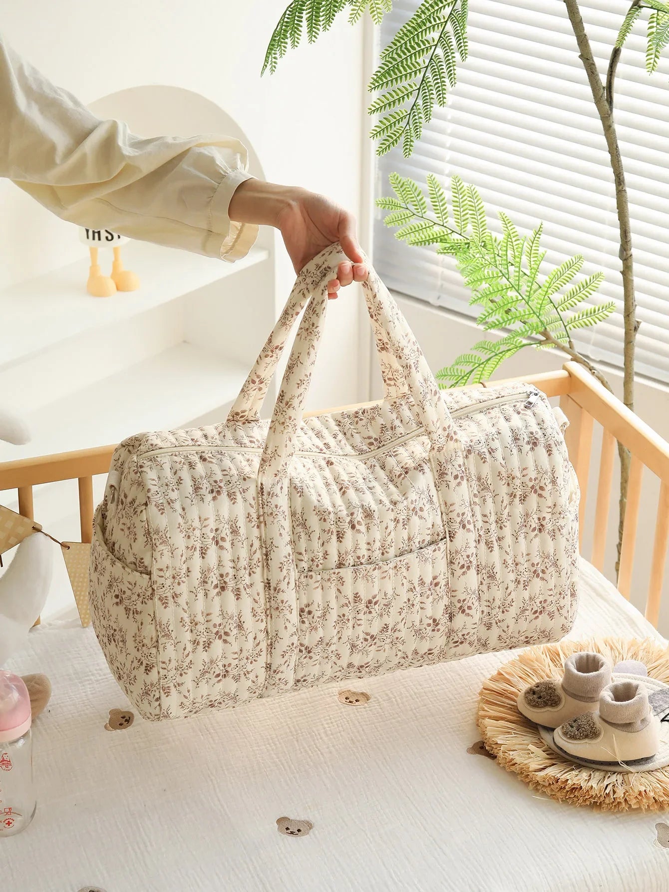 Large Capacity Mommy Bag – Multi-Functional Maternity Tote for Baby Essentials - Nestling Babies