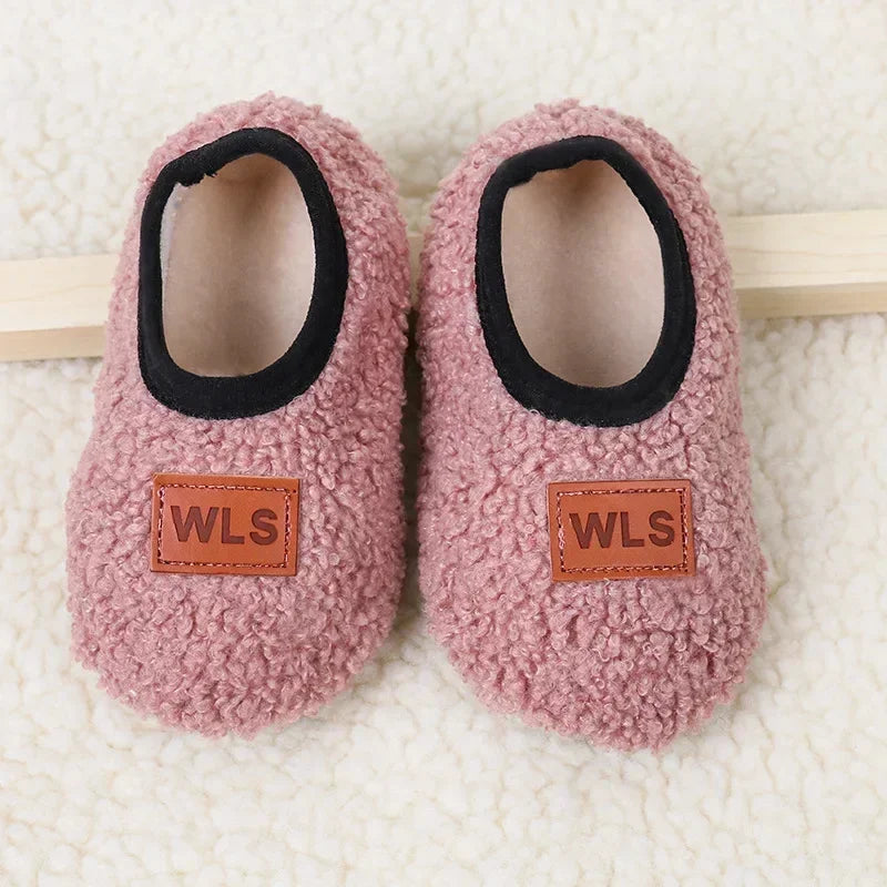 Winter Warm Baby Slippers – Soft Plush Anti-Slip Indoor Shoes for Toddlers (0–4Y) - Nestling Babies