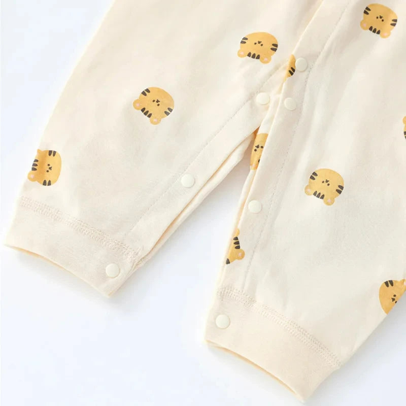 Cozy Bear Romper – Autumn Jumpsuit for Babies (0–12M | Unisex) - Nestling Babies