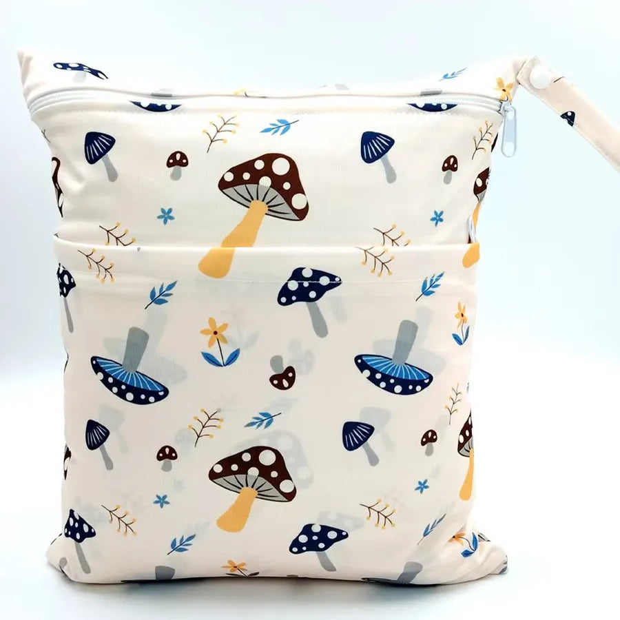 [Sigzagor] Reusable Wet Dry Bag – Waterproof Diaper Organizer with Dual Zippers & Animal Prints - Nestling Babies 