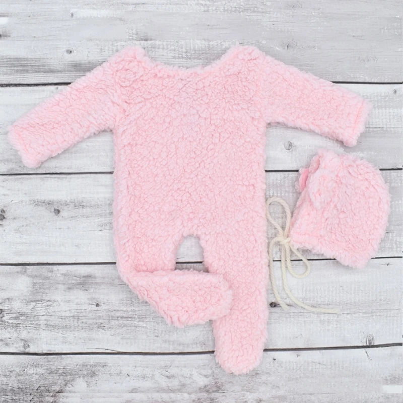 Newborn Bear-Themed Photoshoot Set – Fleece Romper + Hat (2PCS) - Nestling Babies 